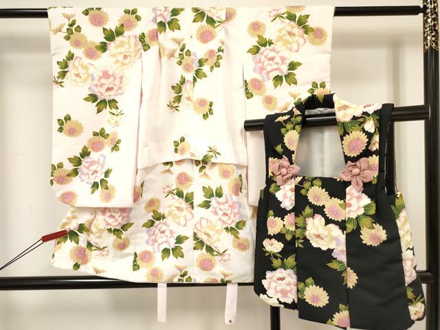 平和屋着物[]七五三　女の子　３歳　祝着　三つ身　被布セット　牡丹花文　DABA3932ma