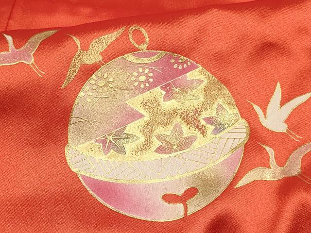 平和屋着物[]七五三　女の子　３歳　祝着　三つ身　長襦袢(無双仕立て)・被布・小物セット　飛鶴鈴花文　金彩　箱付き　DABA3944ma