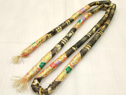 平和屋着物[]七五三　女の子　７歳　小物セット(帯締め・バッグ・草履)　花蝶文　金糸　箱付き　逸品　DABA3947ma