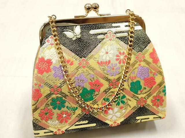 平和屋着物[]七五三　女の子　７歳　小物セット(帯締め・バッグ・草履)　花蝶文　金糸　箱付き　逸品　DABA3947ma