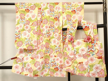 平和屋着物[]七五三　女の子　３歳　祝着　三つ身　被布セット　鞠花松文　金彩　DABA3952ma