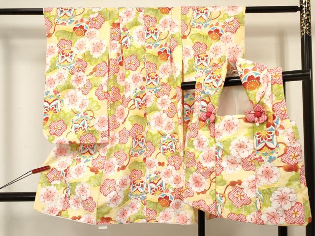 平和屋着物[]七五三　女の子　３歳　祝着　三つ身　被布セット　鞠花松文　金彩　DABA3952ma