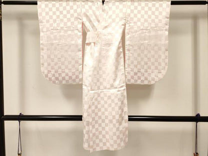 平和屋着物[]七五三　女の子　３歳　祝着　三つ身　長襦袢(袷)セット　糸車　御所車飛鶴花文　暈し染め　金銀彩　逸品　DABA3954ma