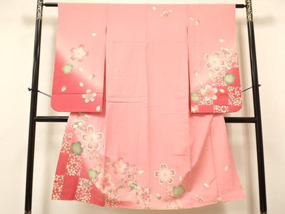 平和屋着物[]七五三　女の子　７歳　祝着　四つ身　長襦袢(単衣)・袋帯・しごきセット　色紙舞桜文　暈し染め　金彩　逸品　DABA3962ma