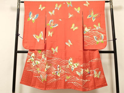 平和屋着物[]七五三　女の子　７歳　祝着　四つ身　流水舞蝶吉祥花文　金彩　大丸扱い　逸品　DABA3990ma