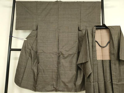平和屋着物●男性　本場大島紬　アンサンブル　100亀甲　総詰め　正絹　逸品　DABA4011az