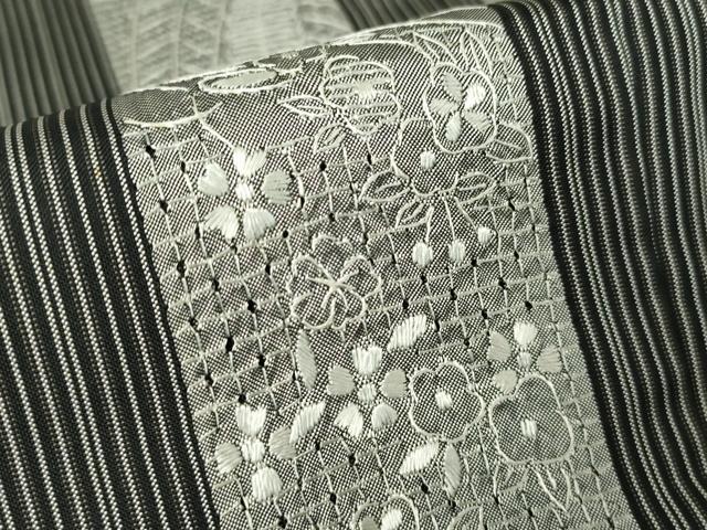 平和屋着物●中国三大刺繍　スワトウ刺繍　汕頭刺繍　本場大島紬　草花間道　正絹　逸品　DABA4085az