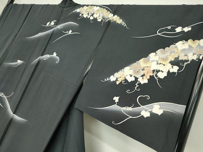 平和屋着物●訪問着　駒刺繍　葡萄蔦の葉文　暈し染め　金彩　京都きもの友禅扱い　正絹　逸品　DABA4086az