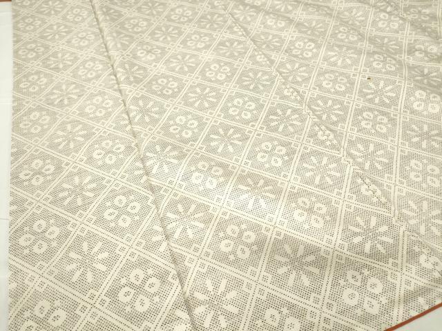 平和屋着物●本場大島紬　白大島　7マルキ　格子花文　正絹　逸品　DABA4113az