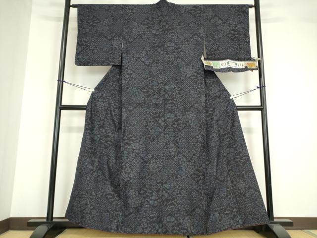 平和屋着物●本場結城紬 重要無形文化財 七宝花文 100亀甲 証紙付き 正絹 逸品 DABA4389az