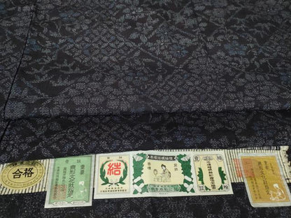 平和屋着物●本場結城紬 重要無形文化財 七宝花文 100亀甲 証紙付き 正絹 逸品 DABA4389az