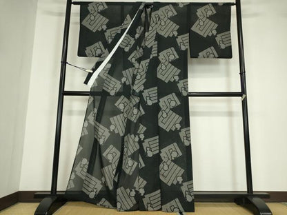 平和屋着物＊夏物 小紋 紗 源氏香兎 黒地 洗える着物 DABA4471az