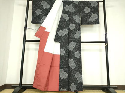 平和屋着物●本場大島紬 7マルキ 舞花文 正絹 逸品 DABA4561az