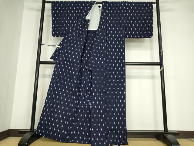 平和屋着物●久留米絣 単衣 綿 伝統藍工芸絣 絣文 反端付き 逸品 DABA4578az