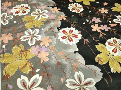 平和屋着物●豪華振袖 舞桜文 黒地 金彩 正絹 逸品 DABA4580az