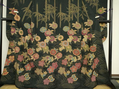 平和屋着物●豪華振袖 宝尽くし花文 黒地 正絹 逸品 DABA4581az