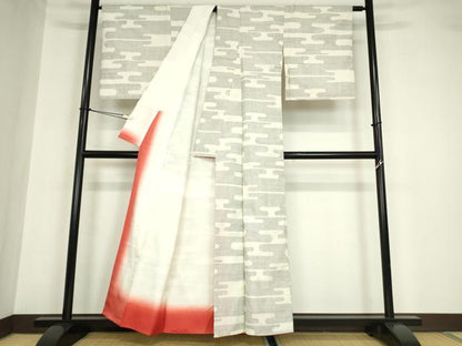 平和屋着物●本場大島紬 白大島 7マルキ 霞文 正絹 逸品 DABA4585az