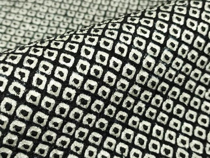 平和屋着物●大変加工の良い総絞り小紋 黒地 正絹 逸品 DABA4589az