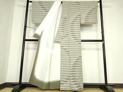 平和屋着物●創業140年 小糸染芸の四代目 小糸敏夫 小紋 樹林文 正絹 逸品 DABA4601az