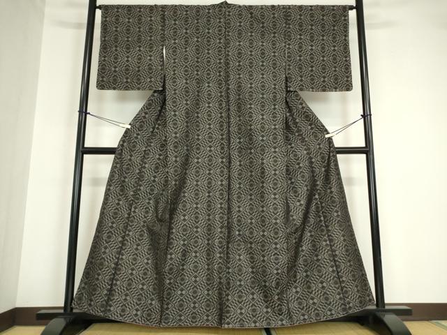 平和屋着物●本場大島紬 菱花文 正絹 逸品 未使用 DABA4653az