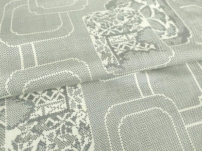 平和屋着物●本場大島紬　白大島　７マルキ　色紙重ね風景文　正絹　逸品　DABA4839az