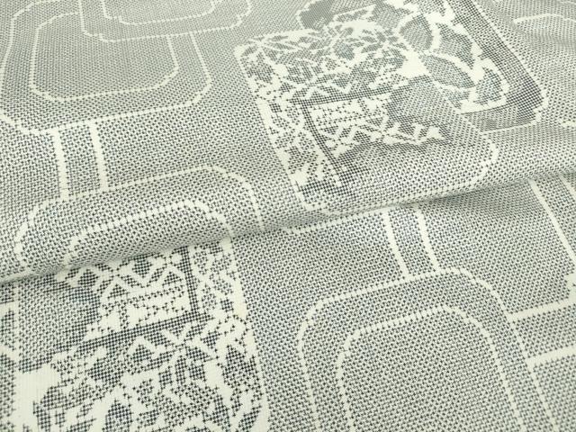 平和屋着物●本場大島紬　白大島　７マルキ　色紙重ね風景文　正絹　逸品　DABA4839az