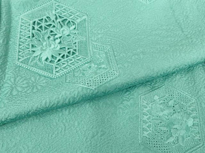 平和屋着物●中国三大刺繍　スワトウ刺繍　汕頭刺繍　総刺繍　無地絵羽訪問着　亀甲花文　白群色　正絹　逸品　DABA4842az