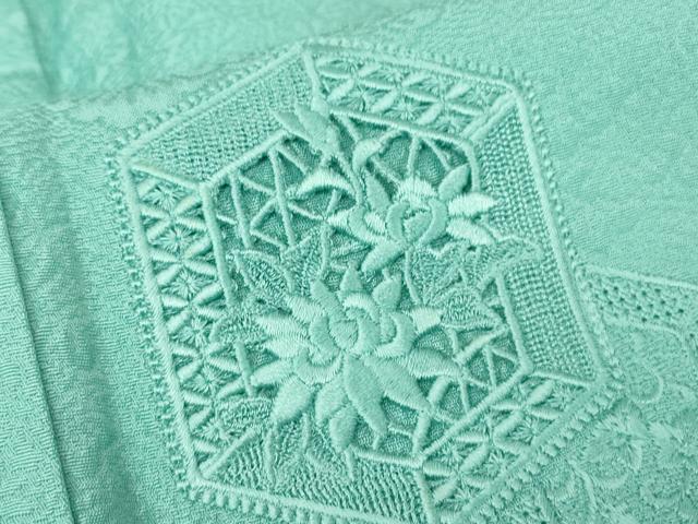 平和屋着物●中国三大刺繍　スワトウ刺繍　汕頭刺繍　総刺繍　無地絵羽訪問着　亀甲花文　白群色　正絹　逸品　DABA4842az