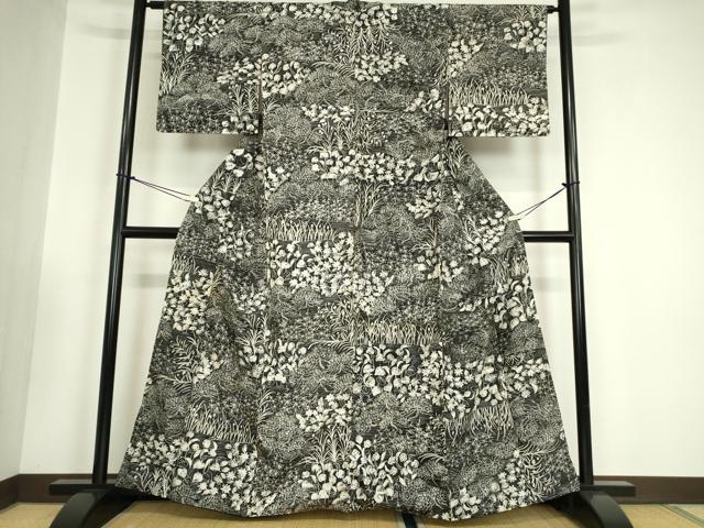 平和屋着物●本場染大島紬　訪問着　草花　黒地　正絹　逸品　DABA4915az