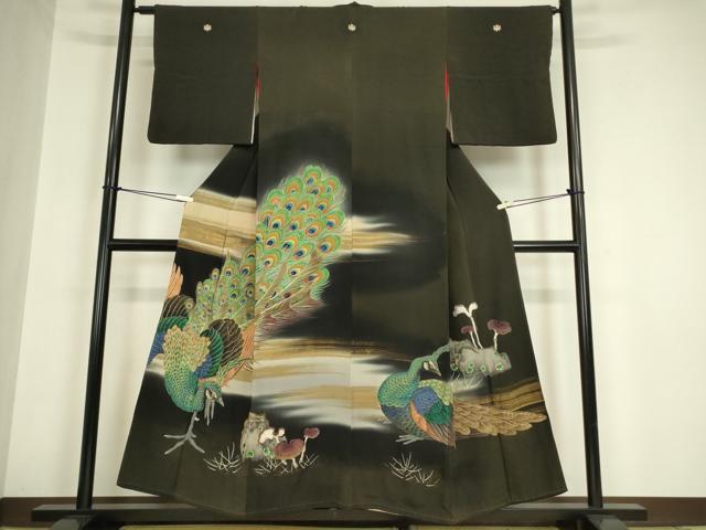 平和屋着物●アンティーク　大正ロマン　黒留袖　駒刺繍　孔雀文　金彩　正絹　逸品　DABA4925az