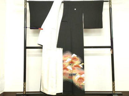 平和屋着物■豪華黒留袖　駒刺繍　松文　暈し染め　金彩　正絹　逸品　DABA5111cd