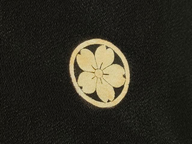 平和屋着物■豪華黒留袖　駒刺繍　尾長鳥花文　金彩　正絹　逸品　DABA6557op