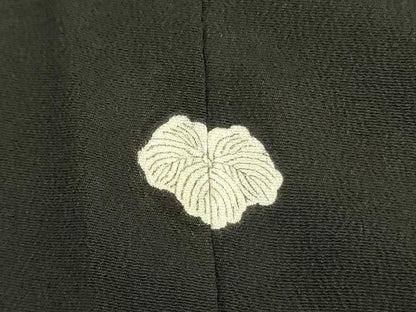 平和屋着物■豪華黒留袖　霞草葉文　金彩　正絹　逸品　DABA6611op