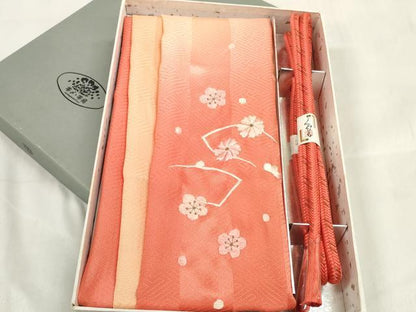 平和屋着物●和装小物　帯締め・帯揚げセット　刺繍　地紙花散らし　組紐　金糸　逸品　未使用　DABA7546zzz