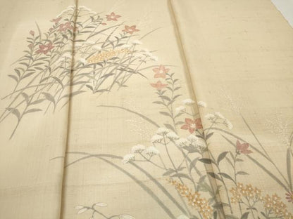 平和屋着物●染織の名門 しょうざん 生紬 付下げ 反物 着尺 手描き 草花文 逸品 未使用 DABA7622zzz