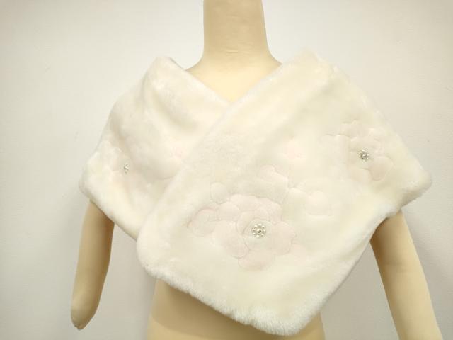 平和屋着物▼和装小物　振袖用　ケープ　ショール　ストール　装飾付き　花　パール　箱付き　成人式　防寒　逸品　DABA7789zzz