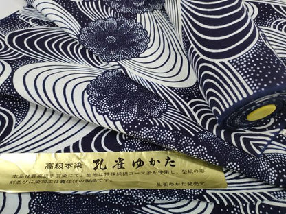 平和屋着物＊夏物　浴衣　反物　着尺　高級本染　孔雀ゆかた　流水菊文　綿　逸品　未使用　DABA7855zzz