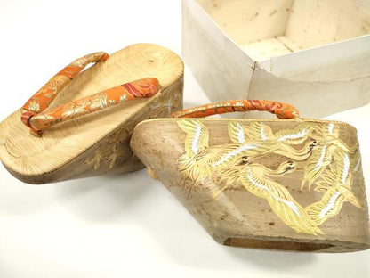 平和屋着物●和装小物　女の子　ぽっくり下駄　こっぽり・おこぼ下駄　畳表　金蒔絵　群れ鶴　逸品　DABA7926zzz