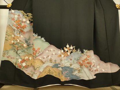 平和屋着物■豪華黒留袖　駒刺繍　草花文　金彩　正絹　逸品　DABA8780du