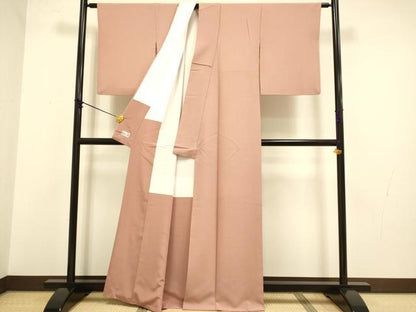 平和屋着物●洗える最高級着物　＜英＞はなぶさ謹製　色無地　水柿色　DABA8874du