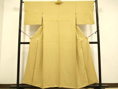 平和屋着物●上質な色無地　枝花地紋　黄橡色　正絹　逸品　DABA8883du