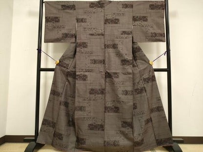 平和屋着物●本場大島紬 9マルキ 草花文 正絹 逸品 DABA8958du