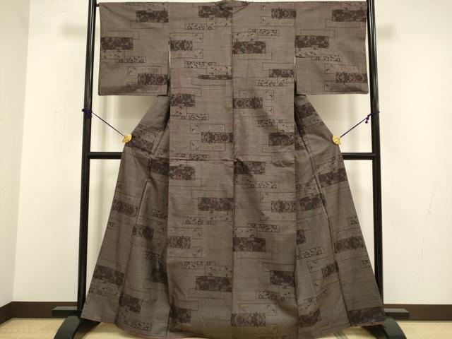 平和屋着物●本場大島紬 9マルキ 草花文 正絹 逸品 DABA8958du