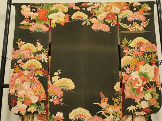 平和屋着物●アンティーク 大正ロマン 振袖 駒刺繍 御所車花文 黒地 金彩 正絹 逸品 DABA8984du