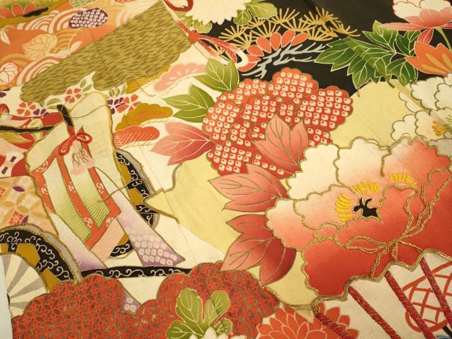 平和屋着物●アンティーク 大正ロマン 振袖 駒刺繍 御所車花文 黒地 金彩 正絹 逸品 DABA8984du