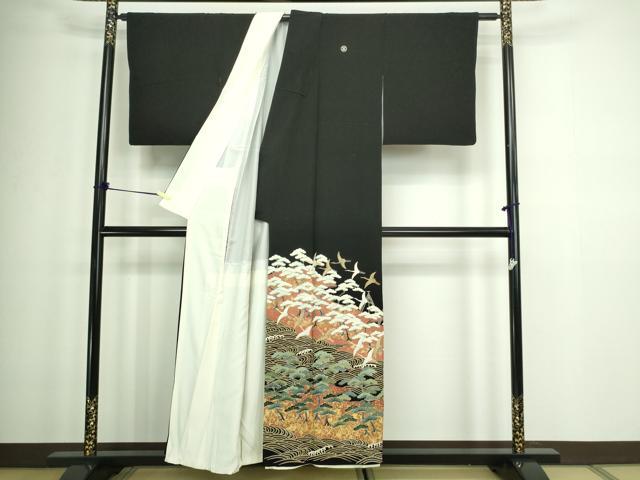 平和屋着物■豪華黒留袖 駒刺繍 飛鶴松文 金彩 正絹 逸品 DABA9908sf