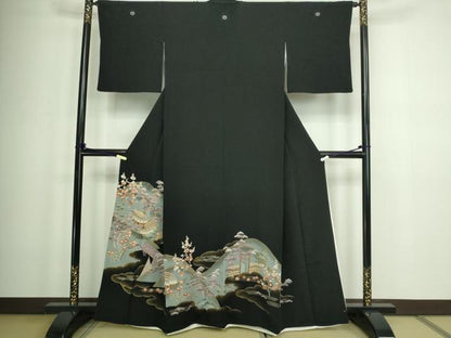 平和屋着物■豪華黒留袖 駒刺繍 風景文 松竹梅 金彩 正絹 逸品 DABA9912sf