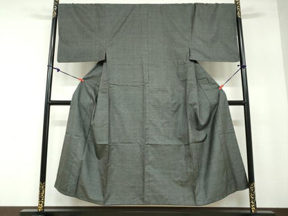 平和屋着物●男性　本場大島紬　100亀甲　総詰め　正絹　逸品　DABB0046ud