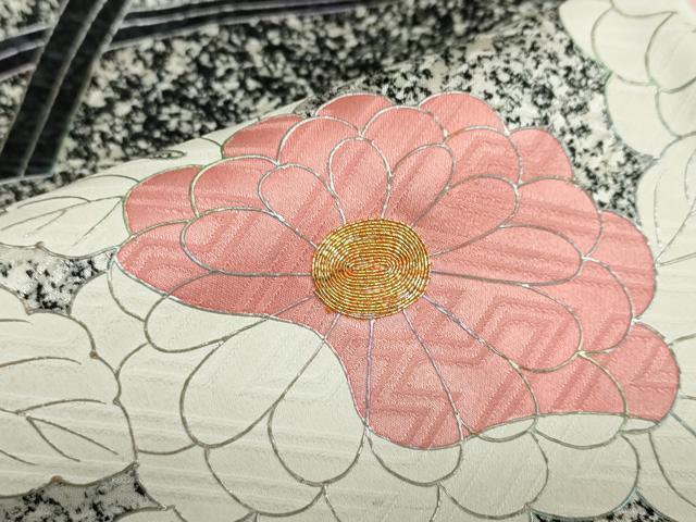 平和屋着物●訪問着　駒刺繍　草花文　たたき染め　銀彩　正絹　逸品　DABB0122ud 平和屋着物○訪問着 駒刺繍 草花文 たたき染め 銀彩 正絹 逸品