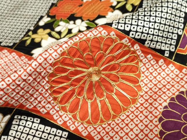平和屋着物●上質な小紋　駒刺繍　鹿の子宝尽くし草花文　黒地　金彩　正絹　逸品　DABB0124ud